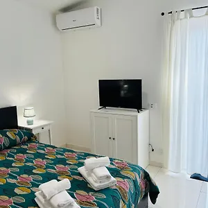 Bed & Breakfast The House Fiera Di Roma